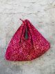 BORSA NASI GORENG BATIK BORDEAUX CON GEOMETRIE ARANCIO